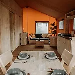 Kemping Punta Falconera & Village 2*