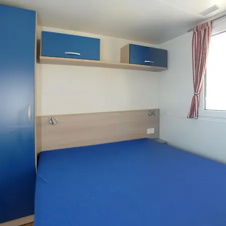 Punta Falconera & Village 2* カオルレ