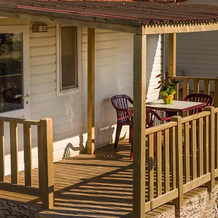 Punta Falconera & Village キャンプ場